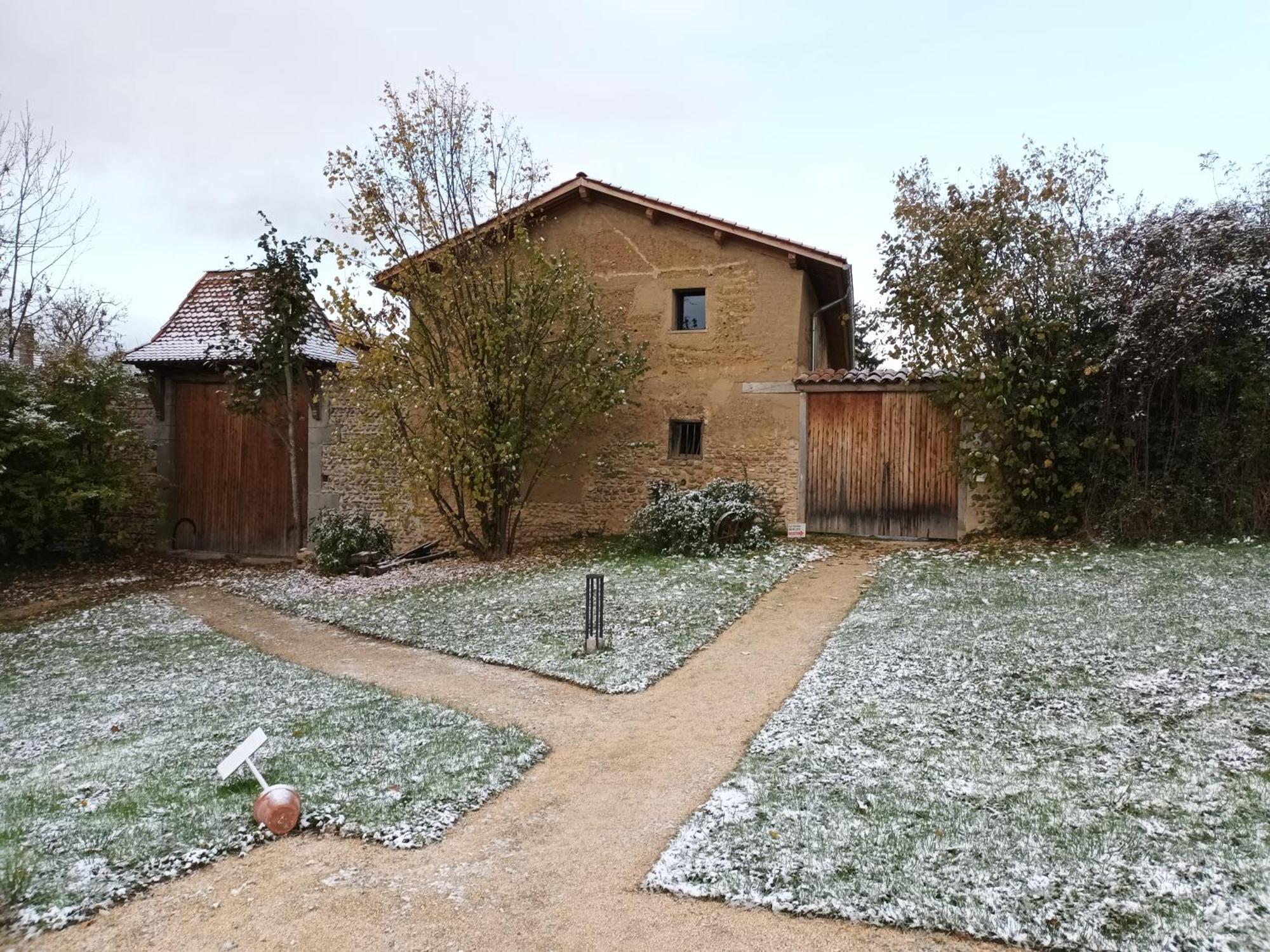 La Ferme De Berlioz Aparthotel La Cote-Saint-Andre Εξωτερικό φωτογραφία