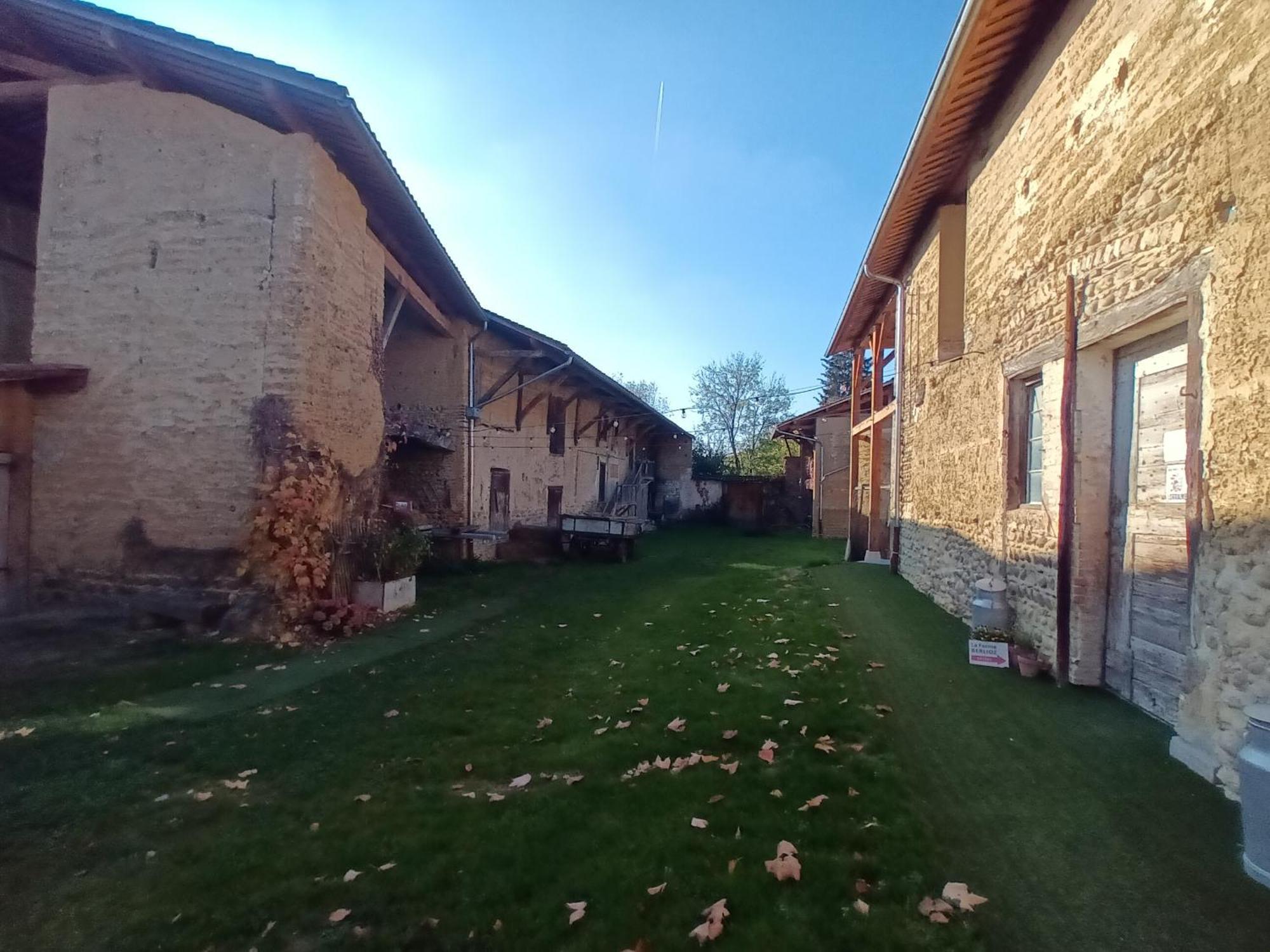 La Ferme De Berlioz Aparthotel La Cote-Saint-Andre Εξωτερικό φωτογραφία